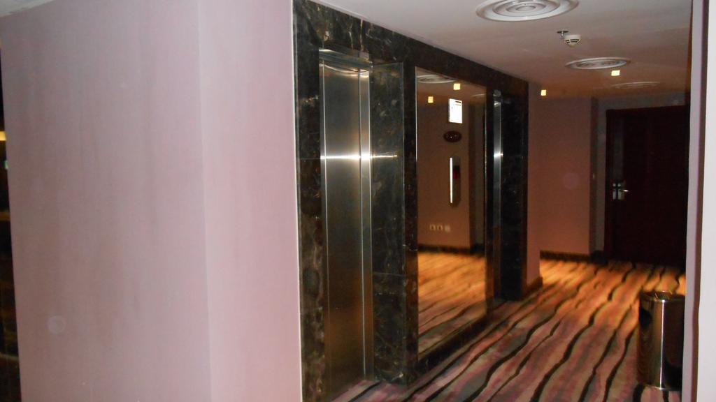 Grand Mayral Hotel Al Khobar Exterior photo
